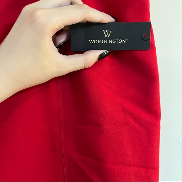 Red pencil skirt for office business attire - Picture 7 of 7